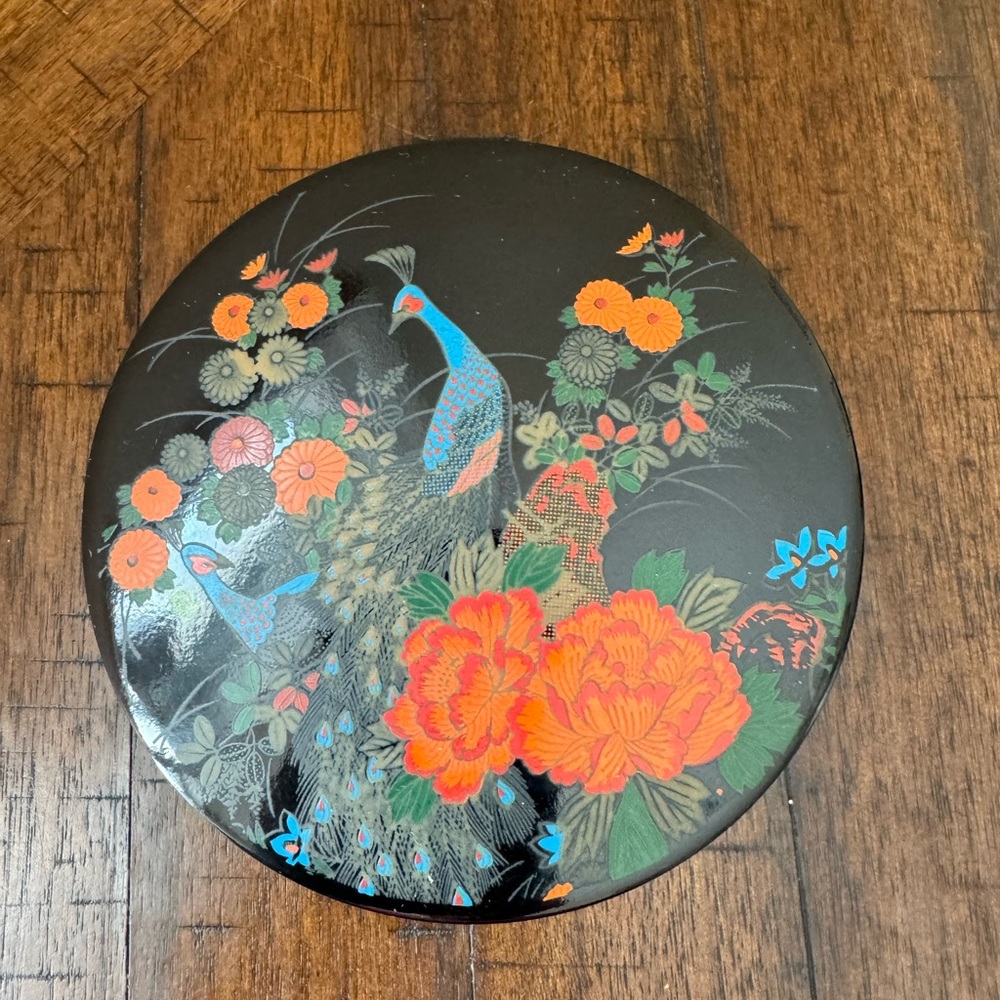 6 Lacquer Coasters Set by Mitsukoshi with Peacock Designs Japan In Trinket Box